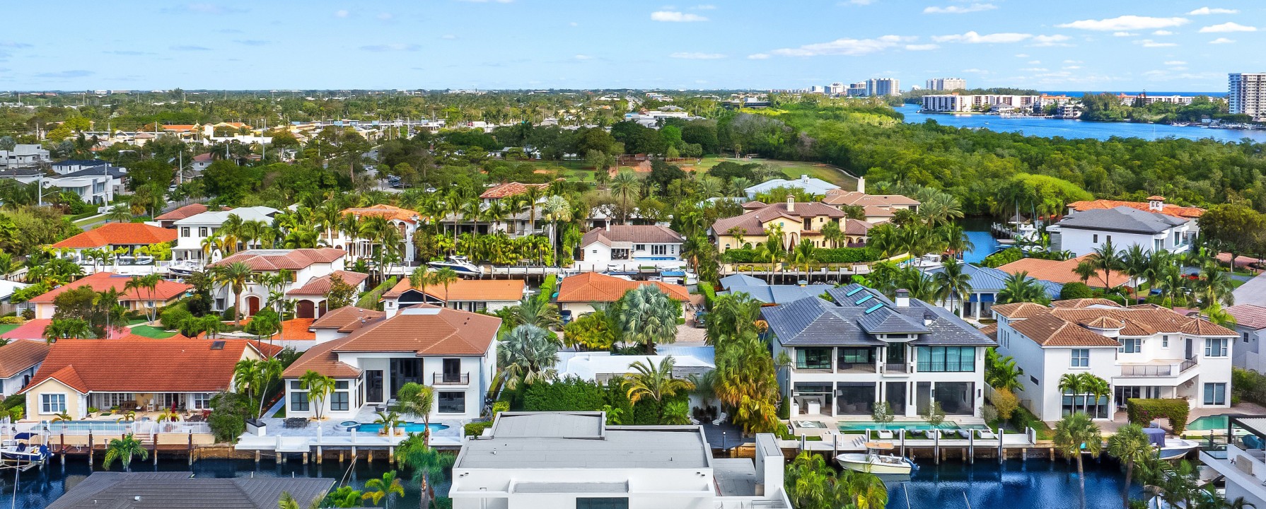 541 Golden Harbour Drive